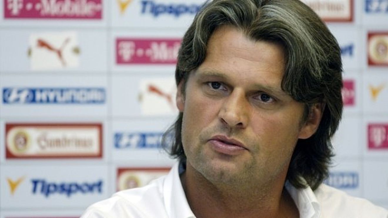 A ucis visul european al roș-albaștrilor și al "câinilor" în același an!** "Călăul" Stelei a ajuns hoț de mașini de lux