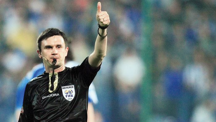 Balaj, "antrenat" pentru Euro 2012!**