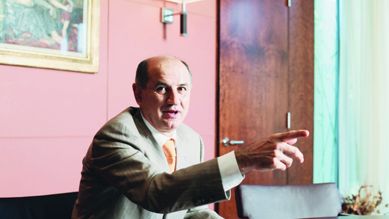 Copos a trecut la amenințări:** "Cine nu semnează prelungirea, nu merge în Spania!"