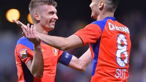 Ce le-a putut face Florin Tănase coechipierilor de la FCSB după meciul cu U Cluj! Surpriză pentru toată echipa la Arena Națională | FOTO