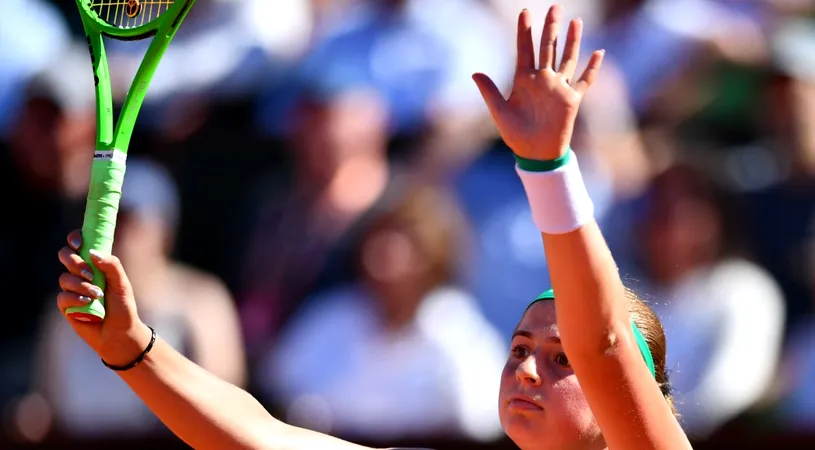 Jelena Ostapenko, reacție de dezgust când doi băieți de mingi s-au apropiat prea mult de ea!