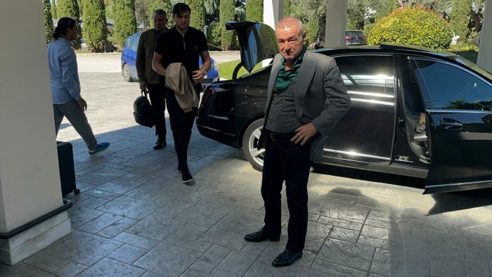 „Bă, Olaru, tu eşti mare jucător, dar nu de 100.000.000 de euro! N-ai voie, mă, să faci asta!”. Gigi Becali a făcut prăpăd printre jucătorii FCSB în zborul spre Salonic