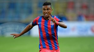ATUNCI și ACUM | Ce s-a întâmplat cu Leandro Tatu, omul căruia Mihai Stoica îi lua mereu apărarea pentru prestațiile slabe, după plecarea de la FCSB. Fanii bulgari l-au poreclit "RaTatu"
