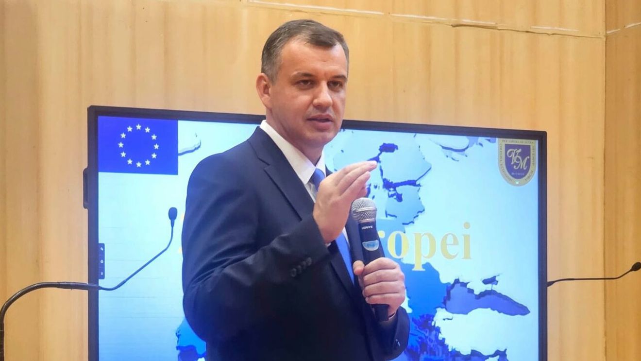 Ce răspuns a dat premierul desemnat Eugen Tomac când a fost întrebat cu ce echipă ține
