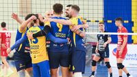 Corona Brașov e Supercampioana României la volei. Brașovenii au demolat Dinamo la Polivalenta din București