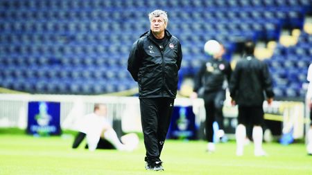 Mircea Lucescu: "L-am vrut pe Dzeko la Donețk"** De ce nu s-a mai realizat transferul