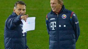 CULISE | Am aflat ce surprize pregătește Christoph Daum de la mijloc în sus. Răzvan Marin va fi titular. Cum ar putea arăta echipa României pentru meciul cu Polonia