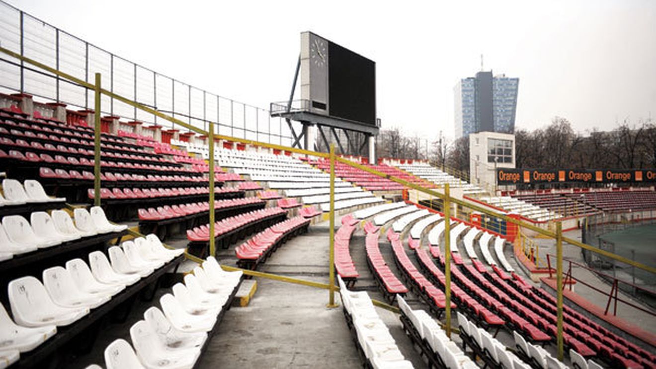 Galerie în pribegie!** Ultrașii dinamoviști au hotărât să nu stea în peluză la derby