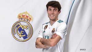 OFICIAL: Real Madrid a transferat un jucător din naționala Spaniei. "Galacticii" i-au plătit clauza de reziliere și i-au pus pe masă un contract pe șase ani