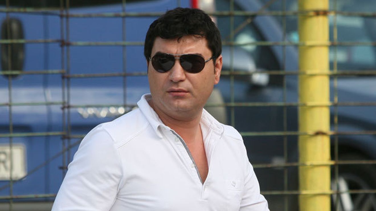 Semne de stres în Ștefan cel Mare!** "Borcea și-a făcut un implant de păr" :)