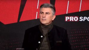 Anunțul momentului despre asocierea dintre FC Dinamo şi echipa Ministerului de Interne: „Să vină răspunsul. E posibilă şi juridic”. EXCLUSIV