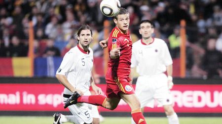 Cea mai tânără națională din ultimii 30 de ani! Vezi echipa probabilă contra Italiei