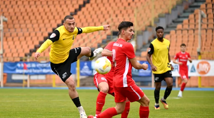 A doua noutate în lotul AFC ASA Târgu Mureș. A profitat de situația de la Ceahlăul și l-a adus pe Robert Filip