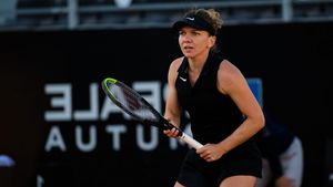 Simona Halep, încurajată după retragerea din turneul de la Cincinnati. Mesajul organizatorilor pentru sportiva noastră | FOTO