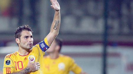 Mutu, pus la zid de un fost selecționer:** "E un jucător depășit! Cum să-l socotim salvatorul României?" 
