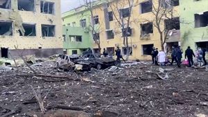 Ahmetov, declarații cutremurătoare despre războiul din Ucraina! Fostul patron al lui Mircea Lucescu a pierdut miliarde de la începutul conflictului sângeros pornit de armata rusă: „E imposibil să-ți oprești lacrimile”. Ce fac oamenii pentru a rămâne în viață