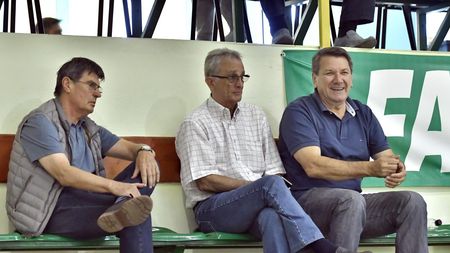 Cristian Gațu 75. „Dacă statul român nu poate să facă o sală, cum poți să faci tu ca pensionar? Sper să apuce să o vadă, dar greu, pentru că nu găsesc ăștia hârlețe să sape la o sală”. Radu Voina i-a făcut caracterizarea sărbătoritului zilei