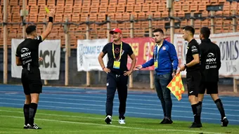 Erik Lincar, tiradă la adresa arbitrilor: ”Sunt fuduli, încrezuți și aroganți! O să îmi pun leucoplast la gură, să fie mulțumiți!  Să nu le mai zic nimic, că ei sunt perfecți!”