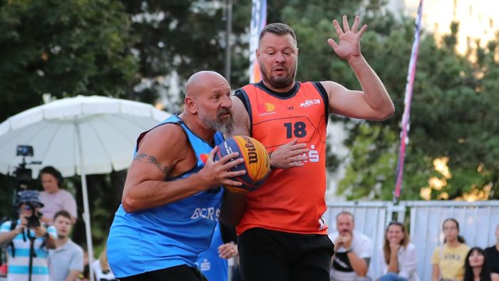 Șerban Pavlu, Marius Niculae și Bogdan Stelea, prezenți terenul de 3x3! Baschet spectaculos desfășurat în Capitală