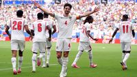 Reacția devastatoare a presei din Franța după ce Anglia a umilit naționala lui Mbappe în prima repriză: „CALVAR!”