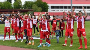 Surpriză imensă pe Cluj Arena? Cota surprinzător de mare pe care Dinamo o are la victorie în prima manșă a barajului. Cine e favorită să ajungă în Liga 1, la casele de pariuri | SPECIAL