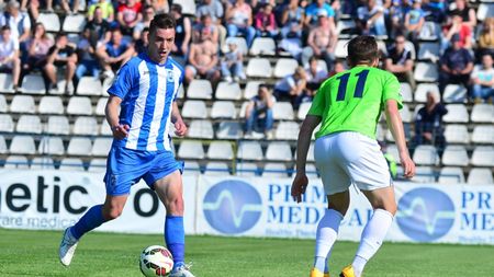 La Craiova se repetă cazul "Ferfelea-Curelea". Doi importanți jucători din lotul lui Mulțescu au fost trimiși la echipa a doua după ce n-au acceptat reducerea salariilor