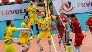 Finala de la volei masculin, Corona Brașov – Dinamo, e în aer! Sala Sporturilor e blocată de un eveniment major de dans sportiv: „Cheia e la Federația de volei“. SPECIAL