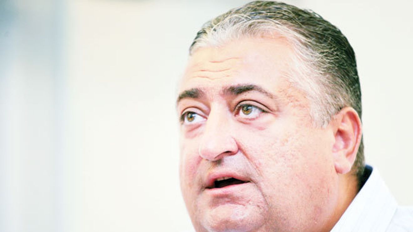 S-a pus sechestru pe jucători!** Poli are o datorie de 3 milioane de lei către ANAF