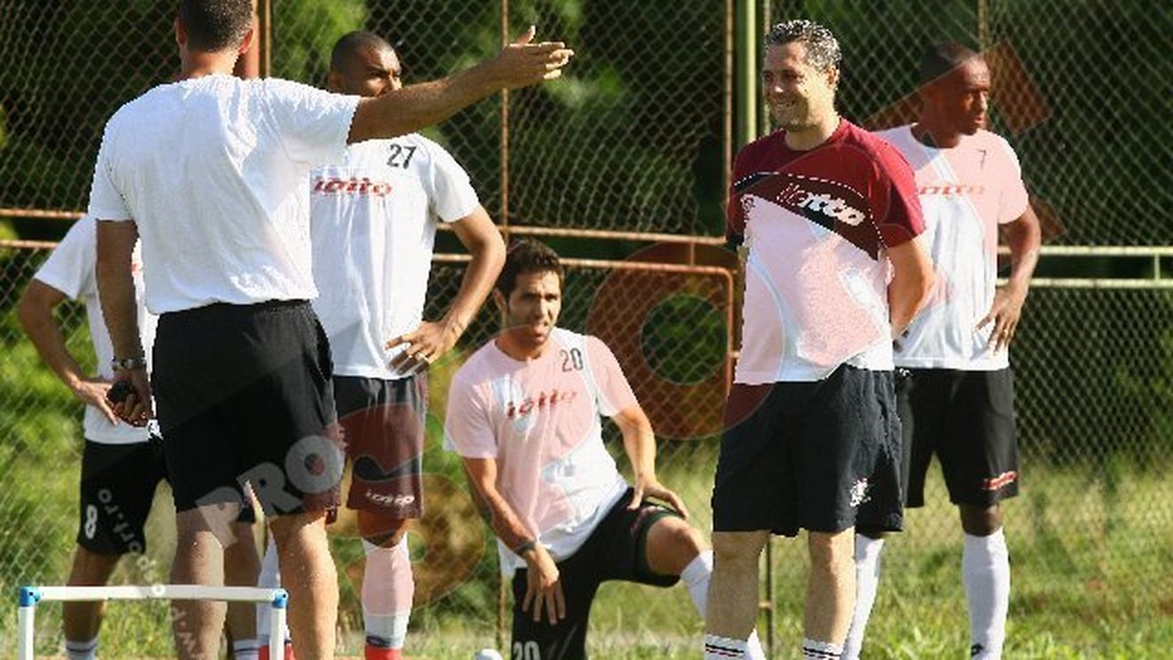Șumudică așteaptă întăriri:** "Mai trebuie să vină 2-3 jucători"