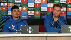 Mihai Pintilii a reacționat după ce Florinel Coman i-a cerut lui Gigi Becali să îl lase să plece de la FCSB: „Mie nu mi-a zis!”