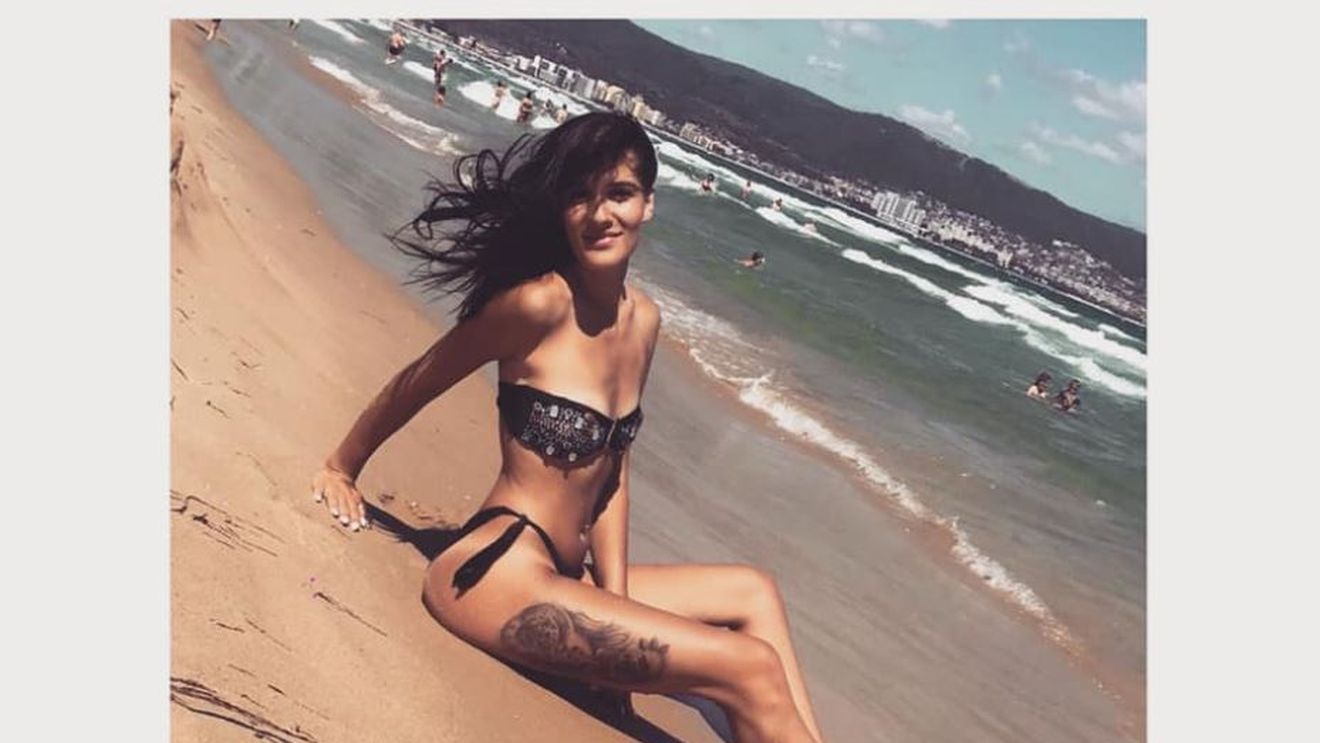 Premieră în lumea fotbalului! Superba arbitră din Bulgaria care va participa la Miss World | GALERIE FOTO