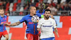 Lovitură grea pentru Vlad Chiricheş! Gigi Becali a luat decizia şi e gata să mai transfere un fotbalist: „O pun pe seama vârstei! Nu vreau să mă apuc să vorbesc despre el"