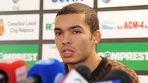 EXCLUSIV Dinamo a reușit primul transfer al iernii!** Menassel e 'câine'