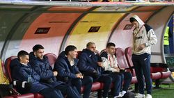 De ce lipsește din lotul României unul dintre starurile din Superliga: „Merită convocat, dar asta este strategia lui Mircea Lucescu!”. EXCLUSIV