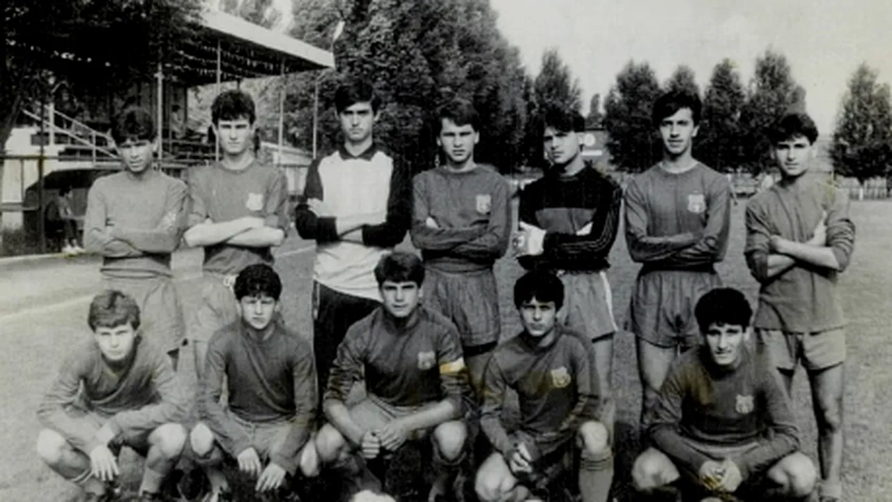 Cosmin Olăroiu, fotbalist la Steaua când avea 12 ani alături de Marian Ivan. Poze fabuloase cu actualul antrenor de la Jiangsu Suning în tricoul roș-albastru