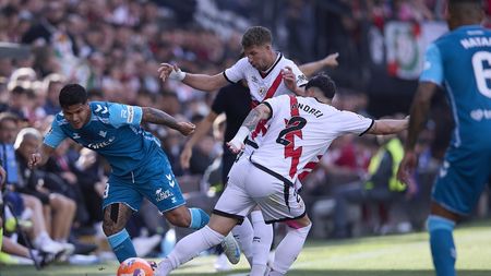 Ce notă a primit Andrei Rațiu, după Rayo - Betis 2-2, un meci cu o desfășurare surprinzătoare