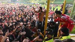 La Dinamo a început mobilizarea, după revenirea în Superliga: în numai patru ore, fanii au cumpărat mai multe abonamente decât în tot sezonul trecut!