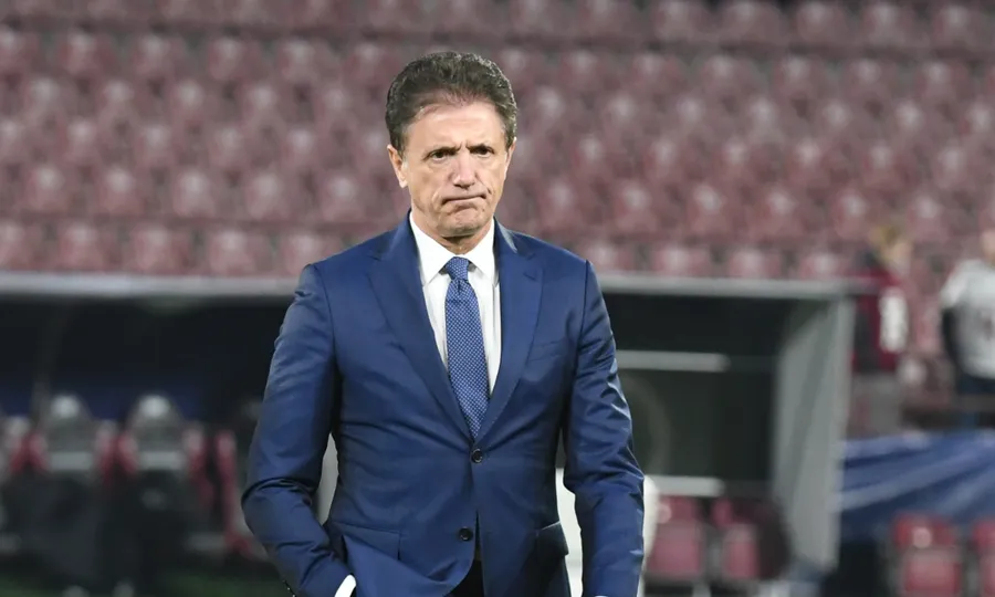 Gică Popescu, pus la zid. Sursa foto: Sport Pictures