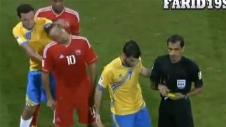 Pumni și sânge cu fostul golgheter al PSG-ului în prim plan!** VIDEO Lovitura MÃ‚RȘAVĂ‚ care a început un război