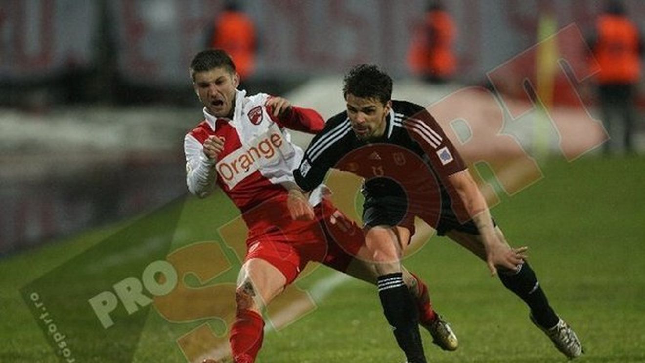 "Câinii", stăpâni pe teritoriul lor!** Craiova, două victorii cu Dinamo ca gazdă, în ISTORIE!
