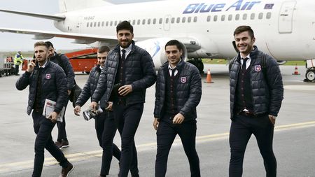 Steaua FCSB - Viitorul, duminică ora 20:00. Papp e suspendat. Gâlcă va miza pe Râpă pe postul de fundaș dreapta. Hagi vrea să-i dea un "refresh" echipei de start
