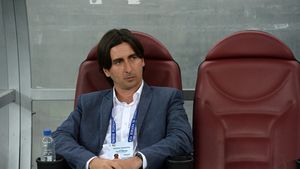 Velcea a recunoscut superioritatea Stelei: "Sunt supărat și realist"