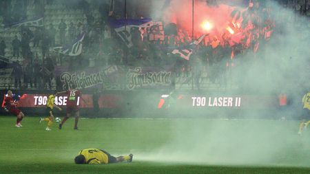 Cine strigă „Hoții!"