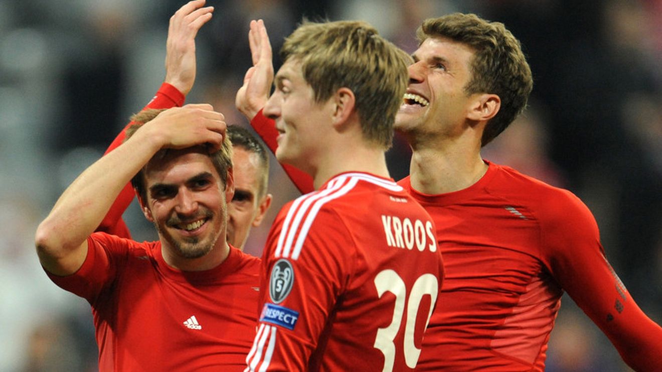 Muller și Lahm au semnat prelungirea contractelor cu Bayern Munchen. Rummenigge: "Sunt elemente esențiale pentru noi"