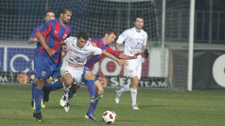 Recomandare de la "Reghe":** "Moraes e foarte ambițios, nici la tenis de picior nu vrea să piardă!"