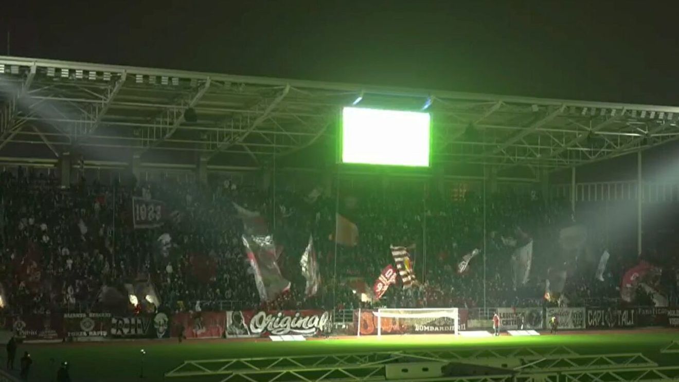 Moment inedit în Giulești! Câți suporteri au mers să vadă Dinamo - Rapid pe ecrane după ce au refuzat să se prezinte pe Arena Națională