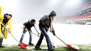 În Europa se amână meciuri!** Mai multe partide au fost reprogramate din cauza zăpezii și a frigului