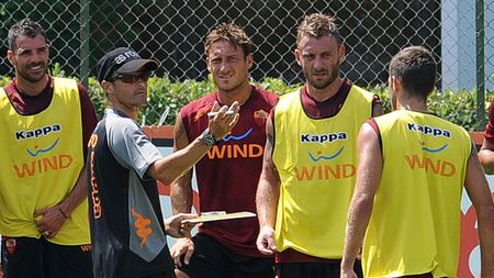 Fanii îi cer titlul, Luis Enrique rămâne sceptic și îl copiază pe Jose Mourinho în declarații