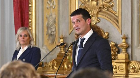 Italienii au rămas mască! Cum arată vila de lux a lui Cristi Chivu din România: „palatul” de 6.000.000 de euro!