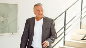 Mircea Sandu e dur cu arbitrii care au greșit:** "Excludeți-i!"